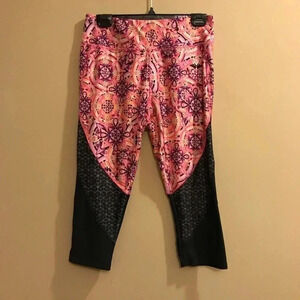 Womens Danskin Now Capri Leggings Pink Boho